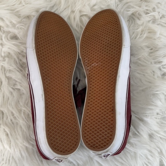 VANS Textured Burgundy Sneaker Size 9.5 - Picture 11 of 12